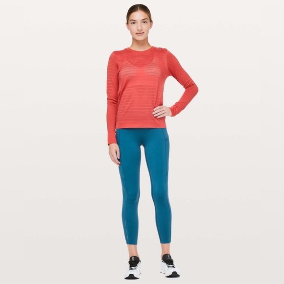 Lululemon Fast & Free 7/8 Tight II *Nulux 25"
Carbon Blue Size 6 - Picture 7 of 9